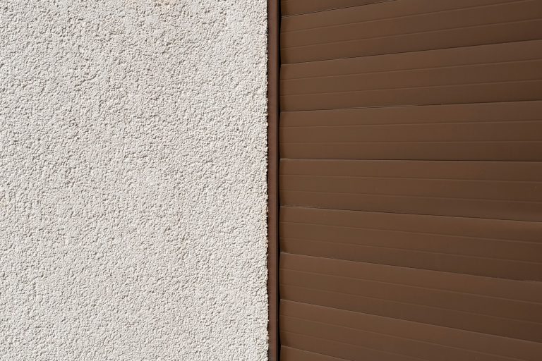 A vakolás menete szigorúan követendő lépésekből áll.